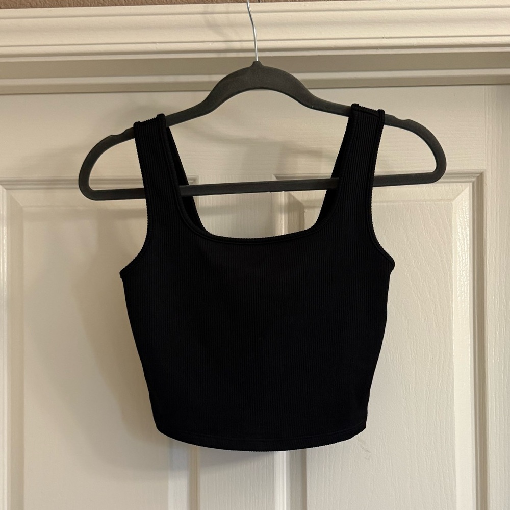 Wild Fable. Black Ribbed Women's Crop Top Size Small. New Without Tags